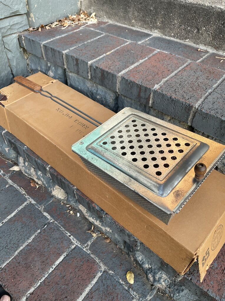 Vintage Popcorn Maker in Box