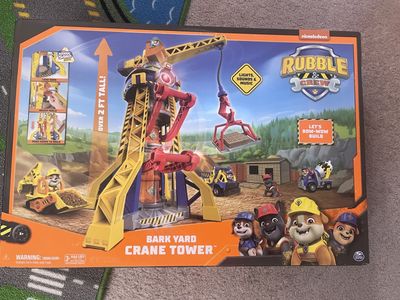 PAW Patrol, Rubble & Crew Bark Yard Crane Tower Playset with Action Figure and Vehicle