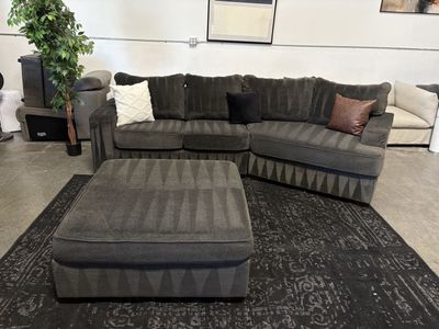 Living Spaces Sectional & Ottoman (Can Deliver)