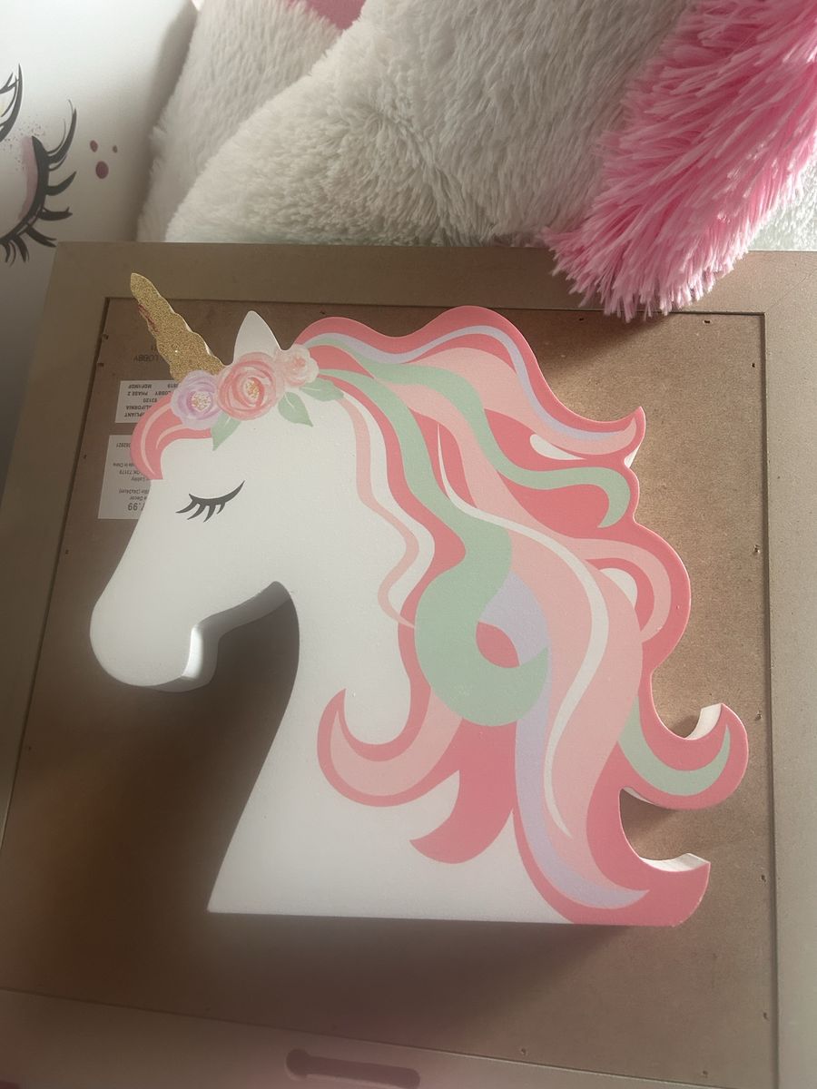 Girls' Unicorn Bedroom Decor