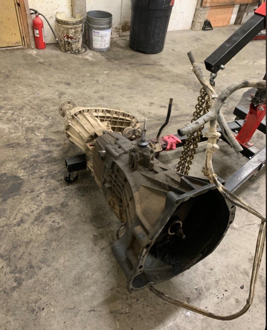 ZF6 Manual Transmission with Transfer Case and Shift Knob