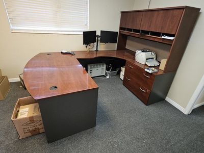 Large Executive U-Shaped Office Desk with Hutch and File Drawers
