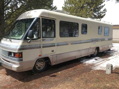 1990 A-liner Winnebago chieftan