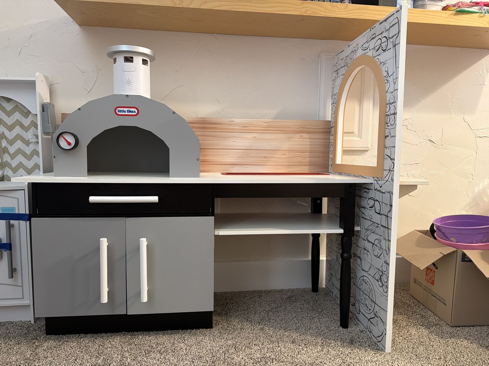 Little Tikes Play Kitchen Wooden Pizza Oven Pretend Play Set -Good Condition