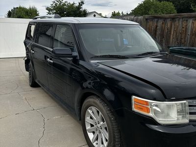 2009 Ford Flex wrecked