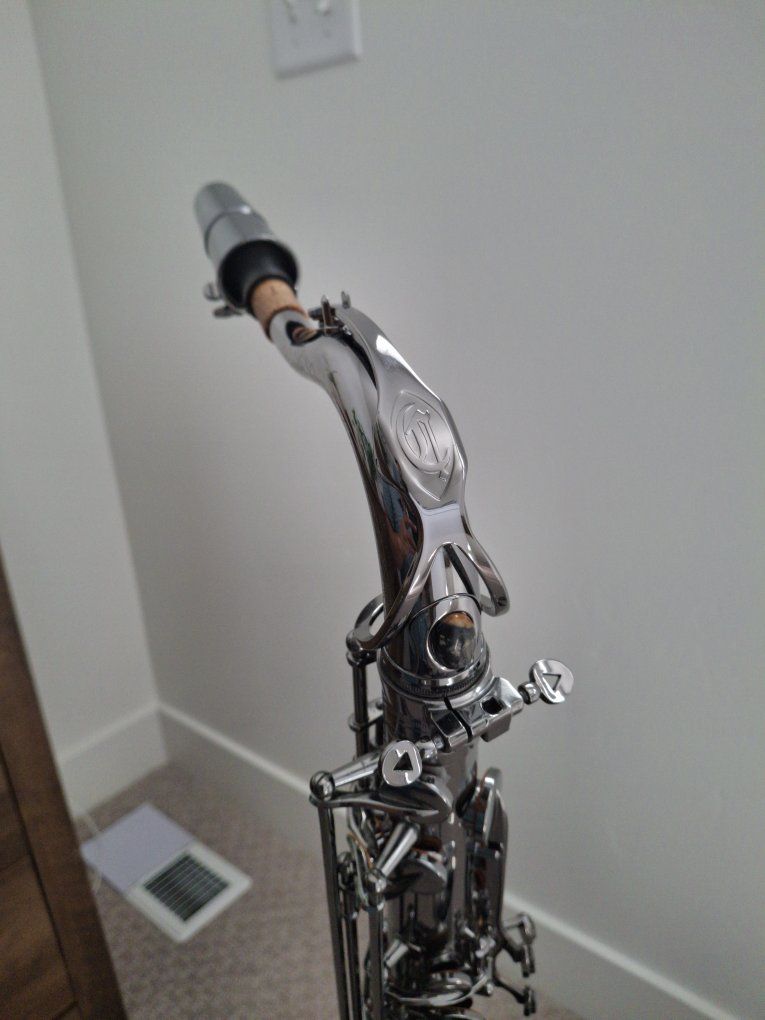 Main image 5