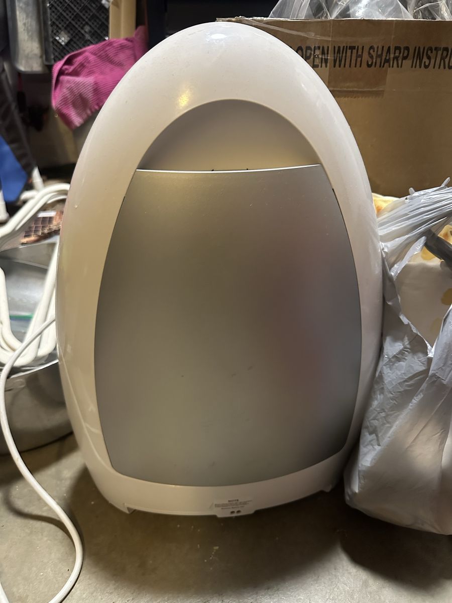 EyeVac Home Touchless Stationary Vacuum White