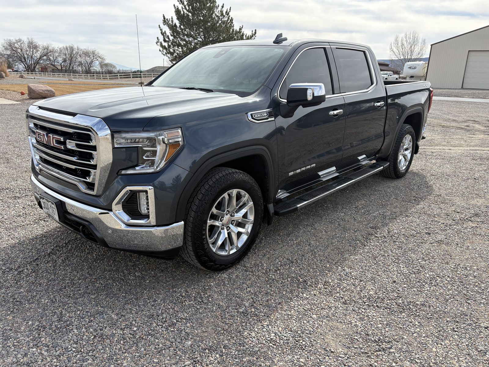 2019 GMC 1500 SLT