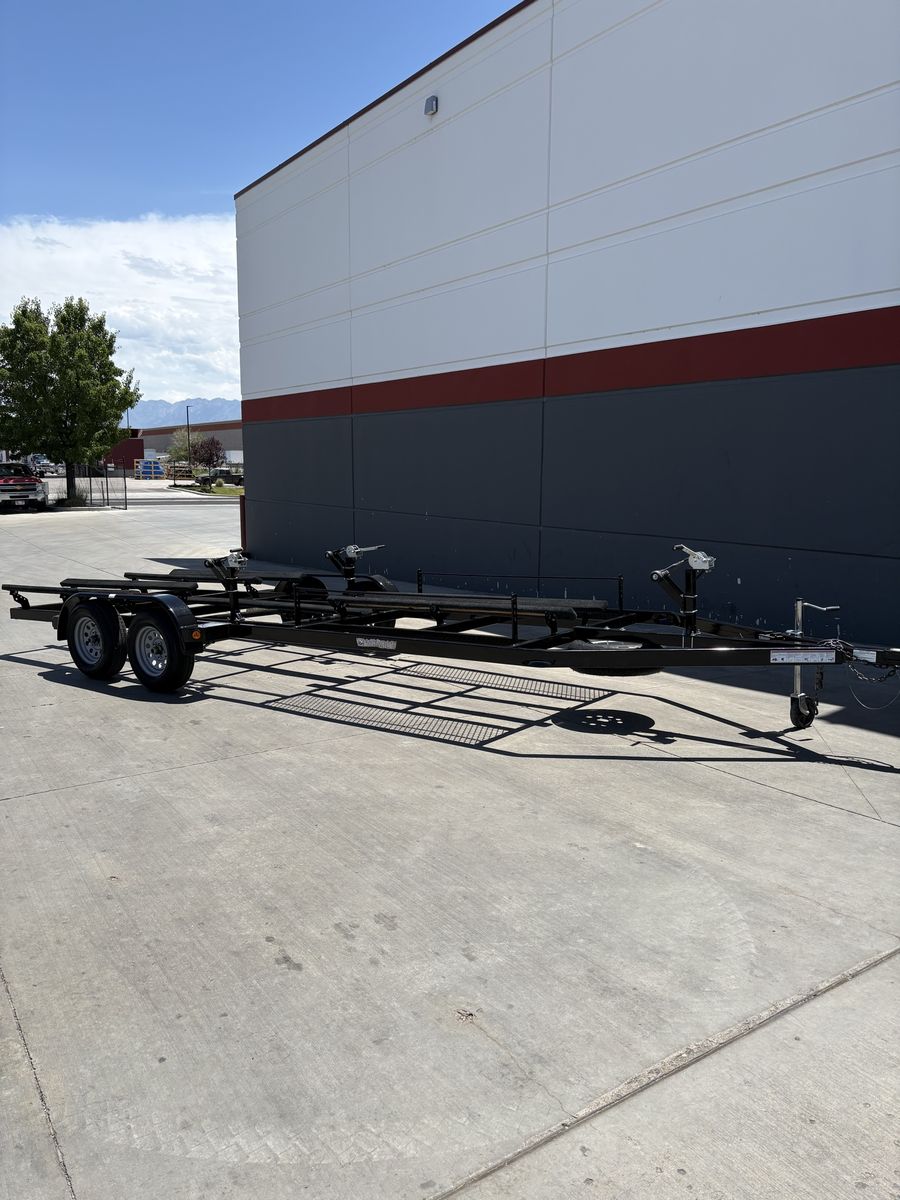 2024 Voyager 3 place wave runner trailer VWX-3P-14