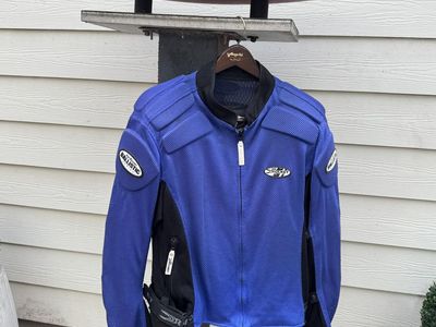 Armored motorcycle jacket
