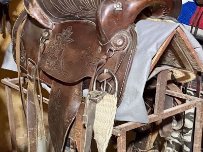 Utahn Saddle 15.5”