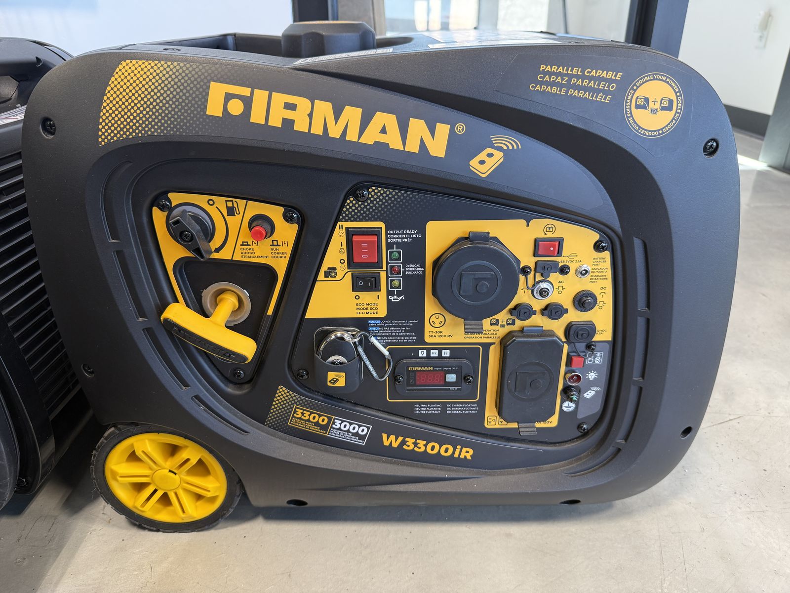 DEALER WHOLESALE PRICING Portable Generator 3300W w/ Remote Start