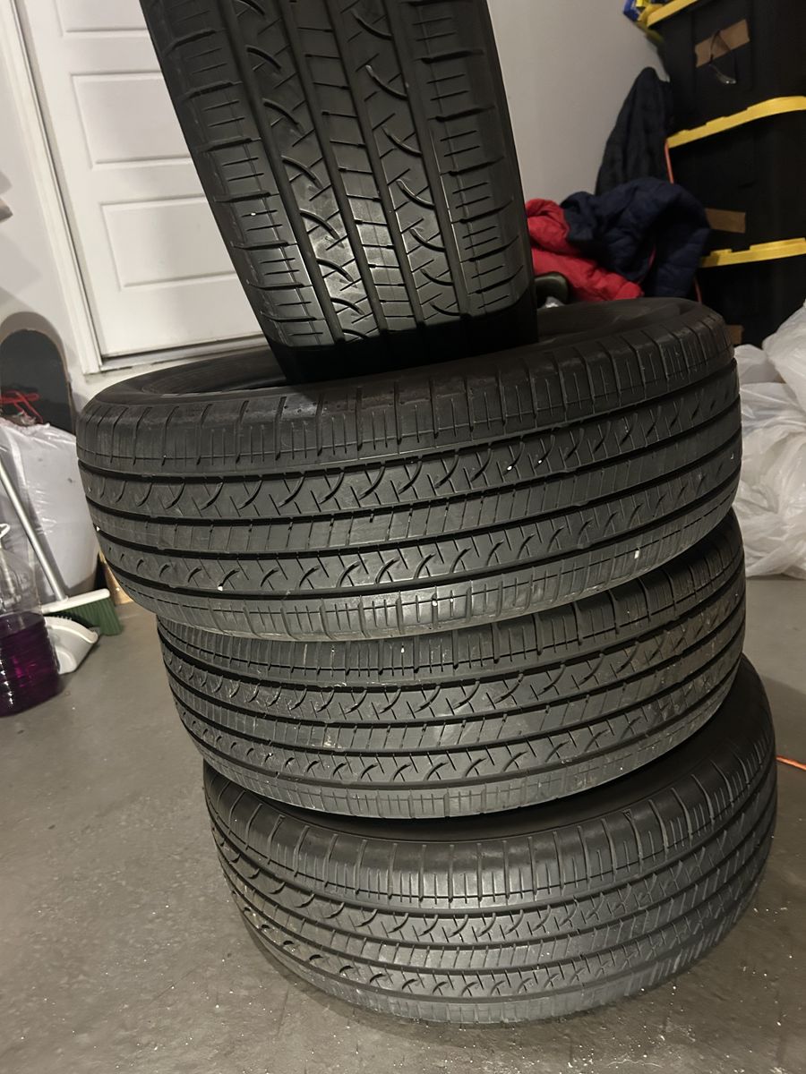 4 Tires 225/60/18 Yokohama Avid GT 260.00