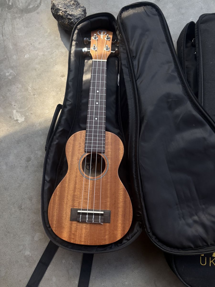 Teton ukulele soprano mahogany