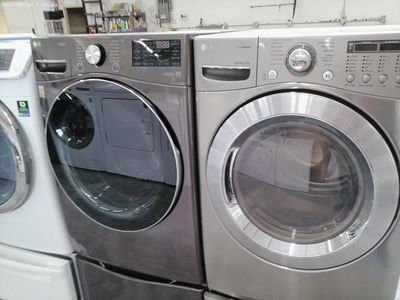 Front Load Washer and Dryer with Pedestals~90 Day Guarantee