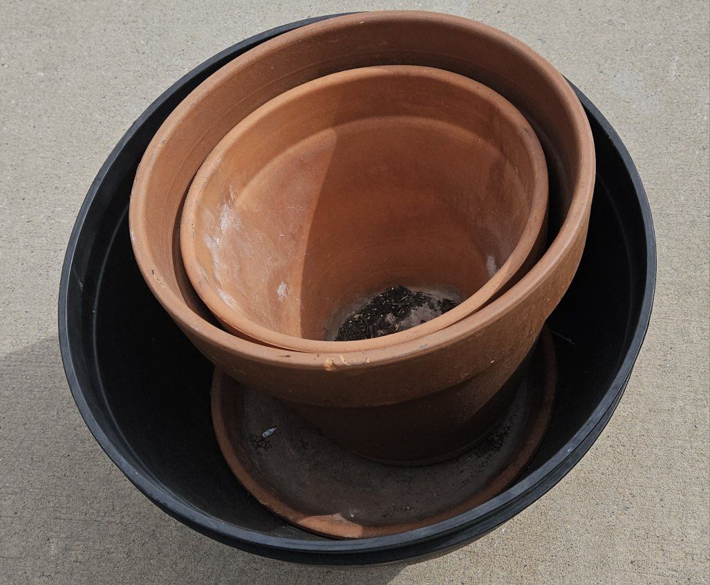 3 planter POTS