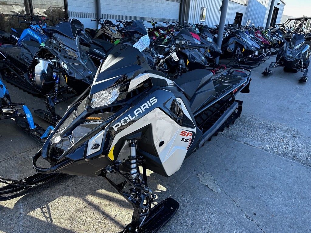 2025 Polaris® 650 RMK SP 155 Mirage Gray / Gloss Black