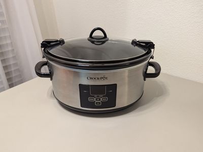7 quart crock pot - slow cooker