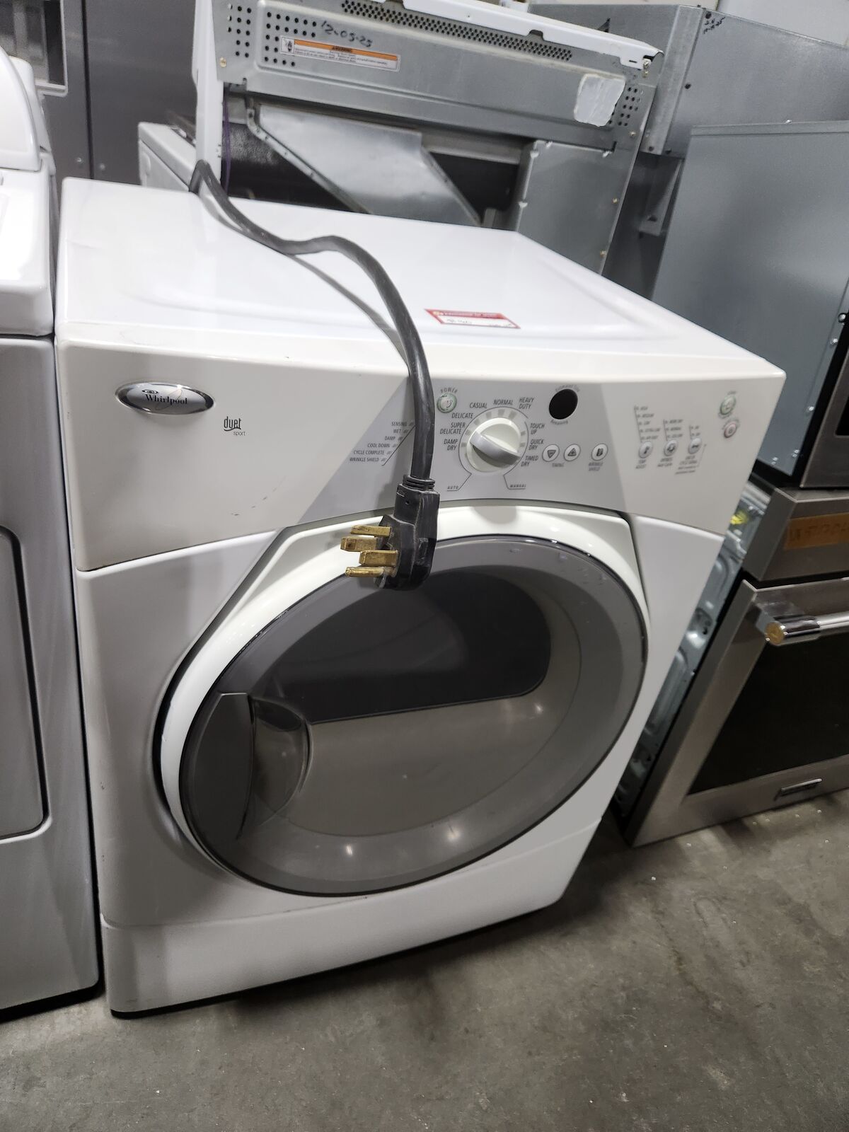 GREAT WHIRLPOOL FRONTLOAD ELECTRIC DRYER! W-WARRANTY