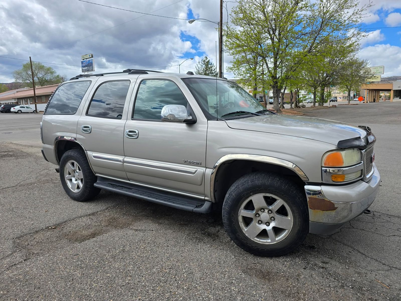 2004 GMC YUKON SLT