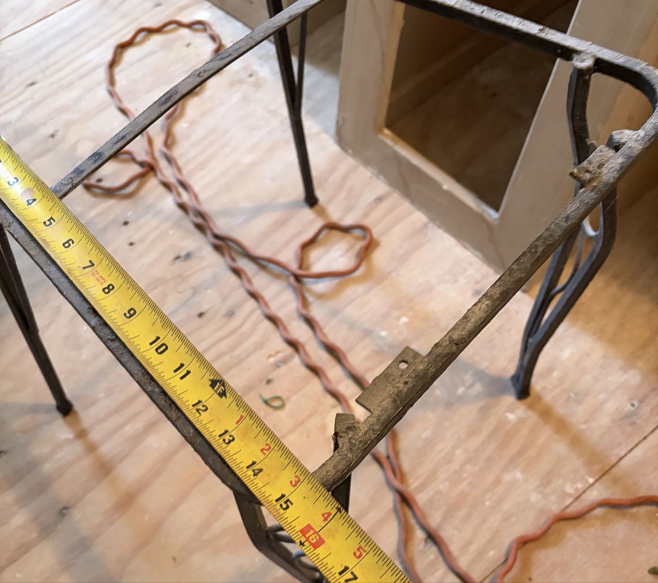 Main image 6