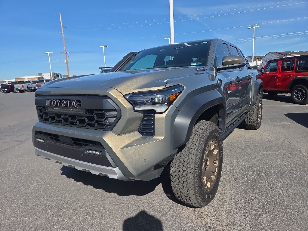 2025 Toyota Tacoma Trailhunter HV