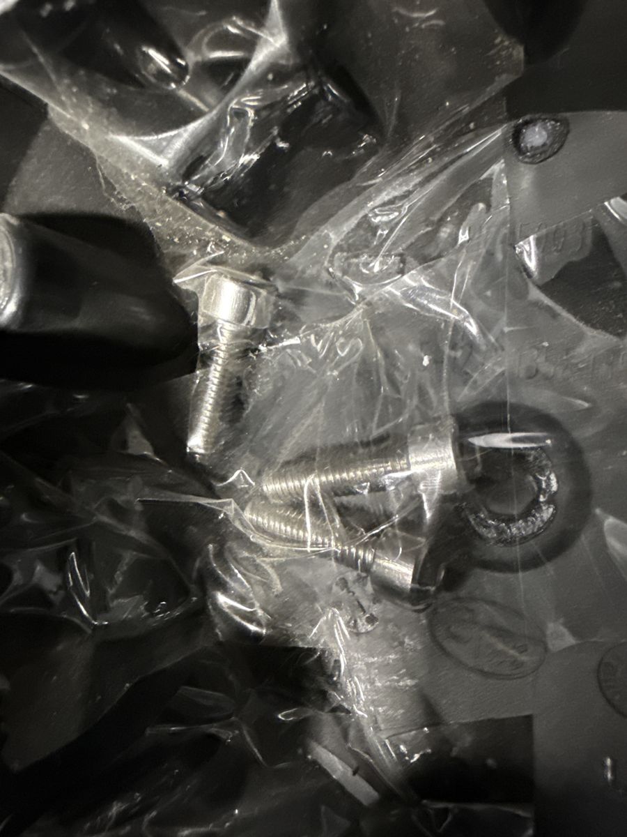 Main image 4