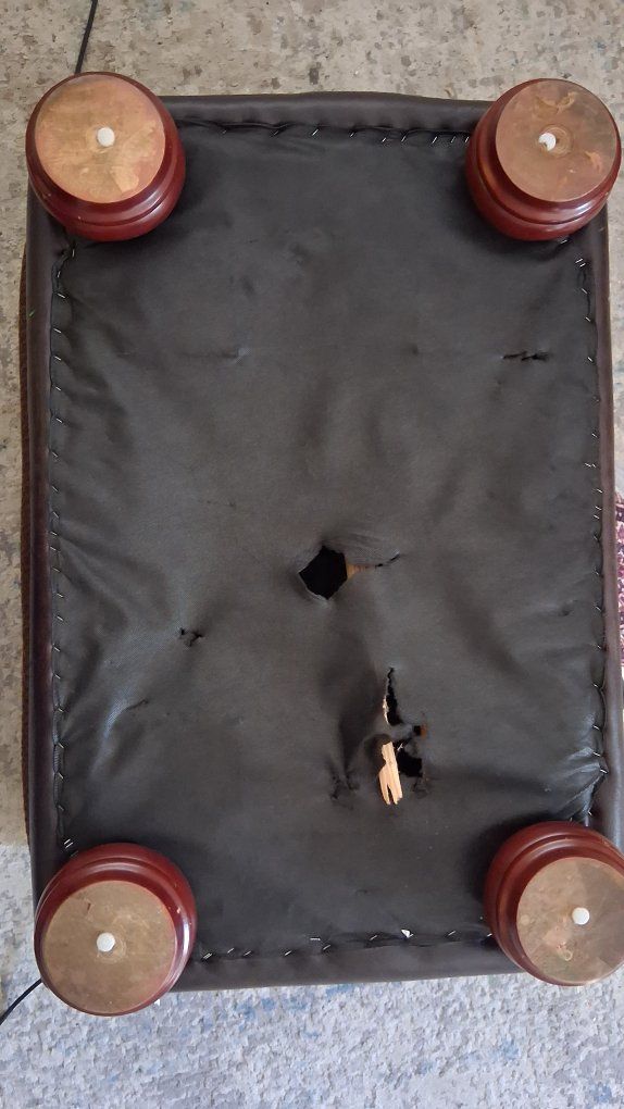 Main image 6