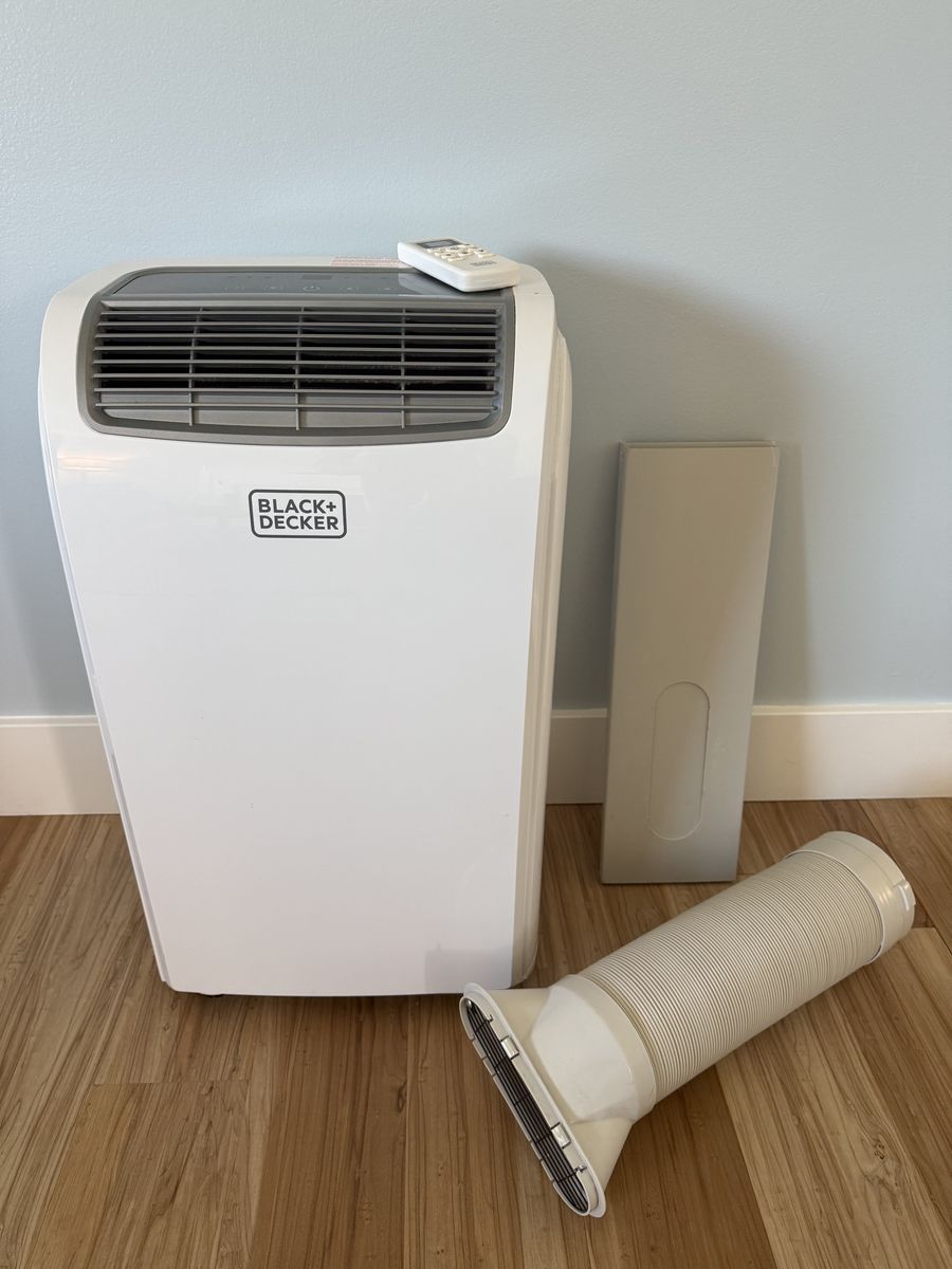 Black and Decker 8000 btu portable air conditioner
