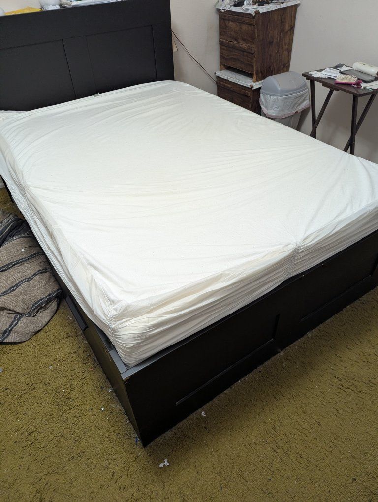 Tempur-Pedic Memory Foam Mattress - Full size