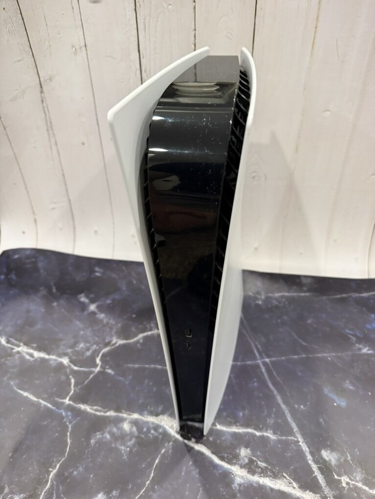 Main image 2