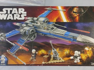 75149 - Resistance X-Wing Fighter - RARE MINIFIG!