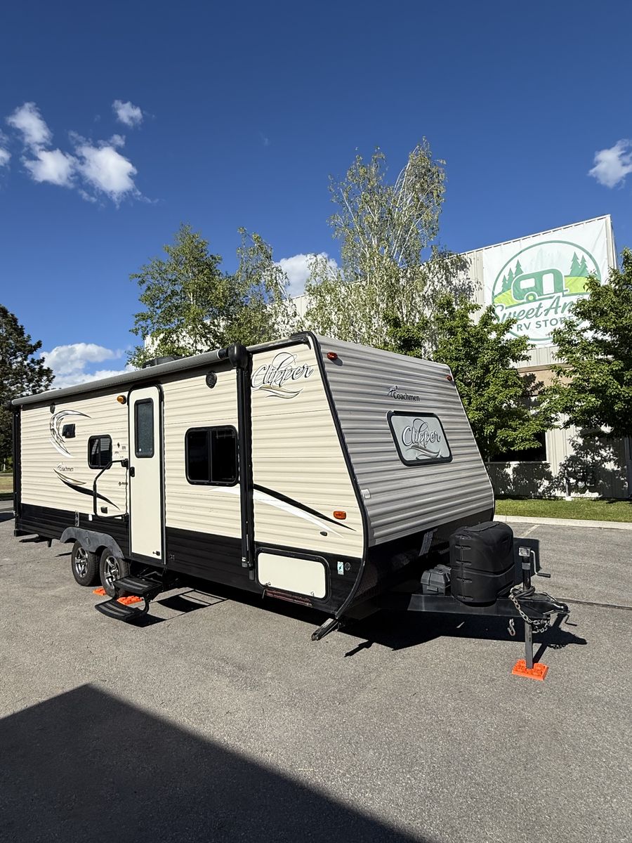 2018 Coachmen Clipper 21BH Bunk Bunkhouse Travel Trailer with Bunks