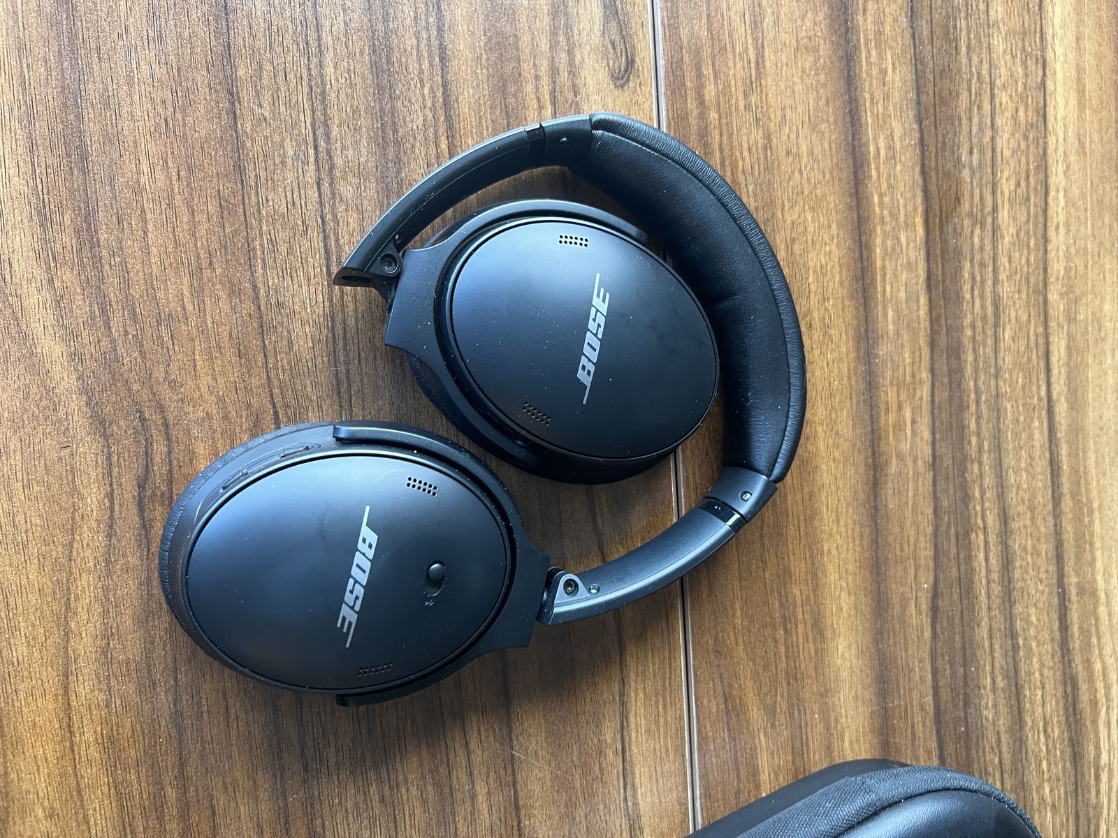 Bose QuietComfort QC45 Noise Cancelling Headphones – Repair or Parts