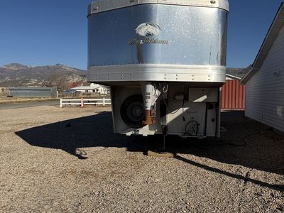 2013 Blue Ribbon Weekender Horse Trailer