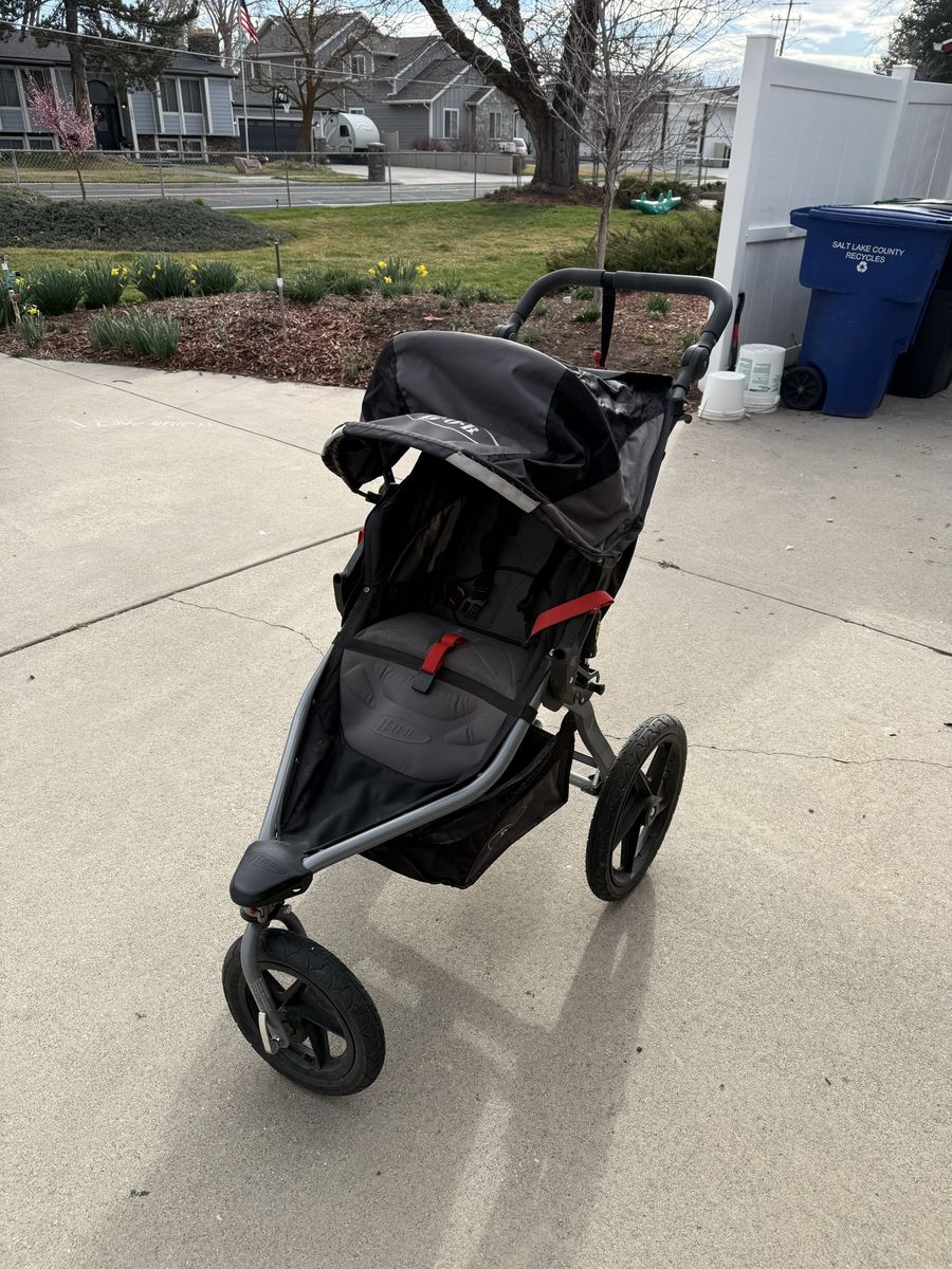 Bob Revolution Jogging Stroller