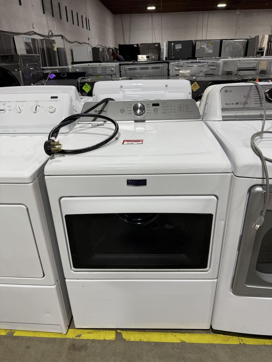 BEAUTIFUL MAYTAG ELECTRIC DRYER WITH WARRANTY