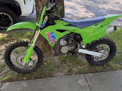 2022 KX 85