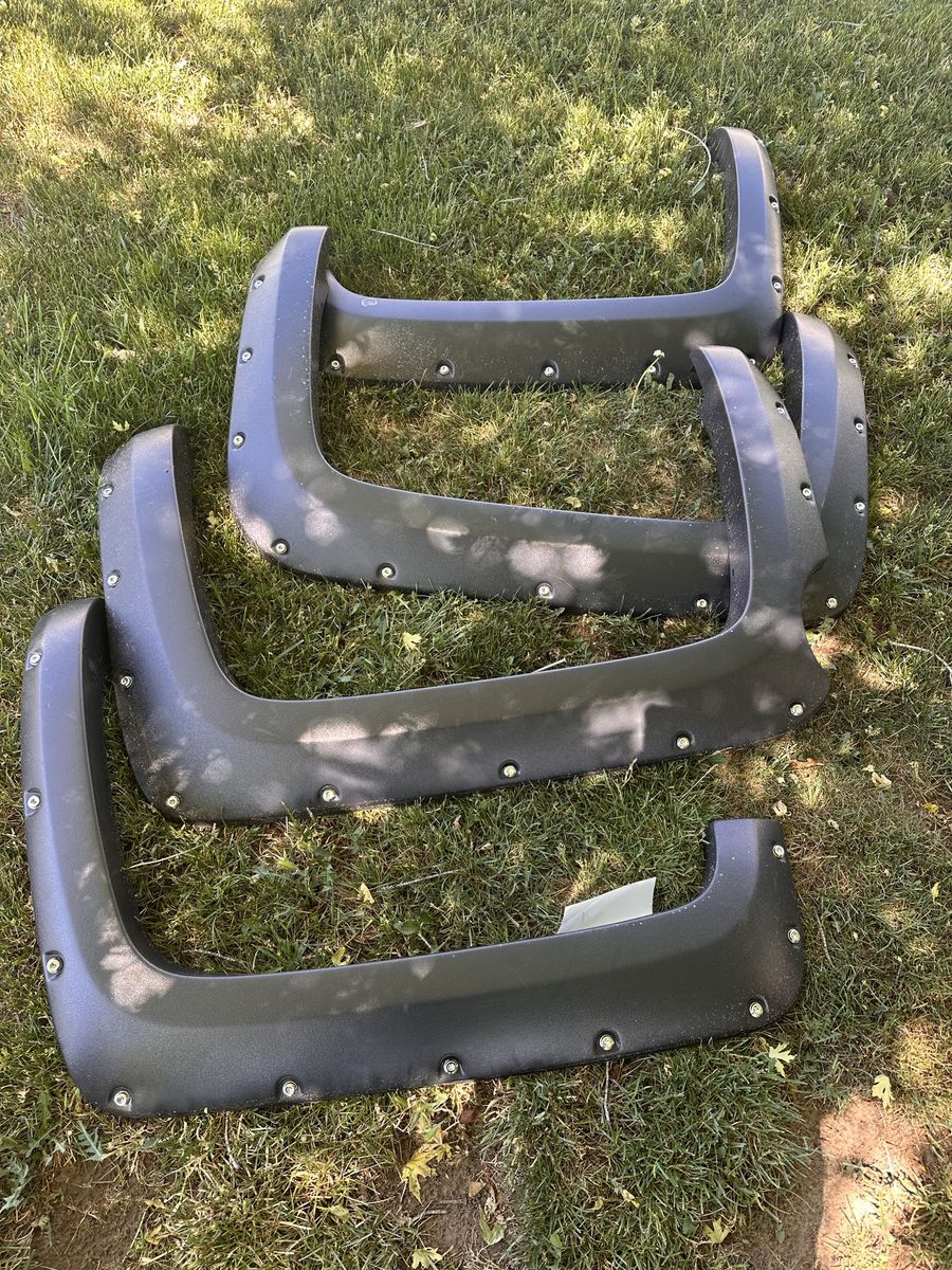 2014 Chevy Silverado Fender Flares with hardware
