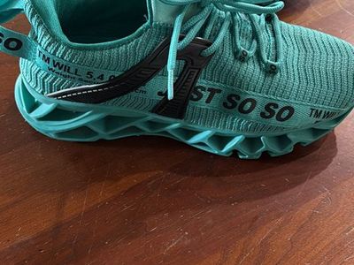 Nike just so so shoes