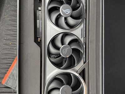 ASUS ROG Strix 5080 OC Graphics Card