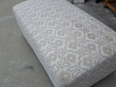 comfy bench