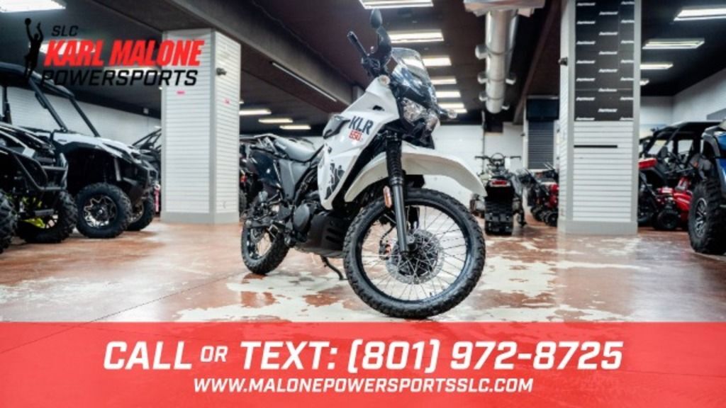 2025 Kawasaki KLR®650 S Pearl Crystal White/Metall