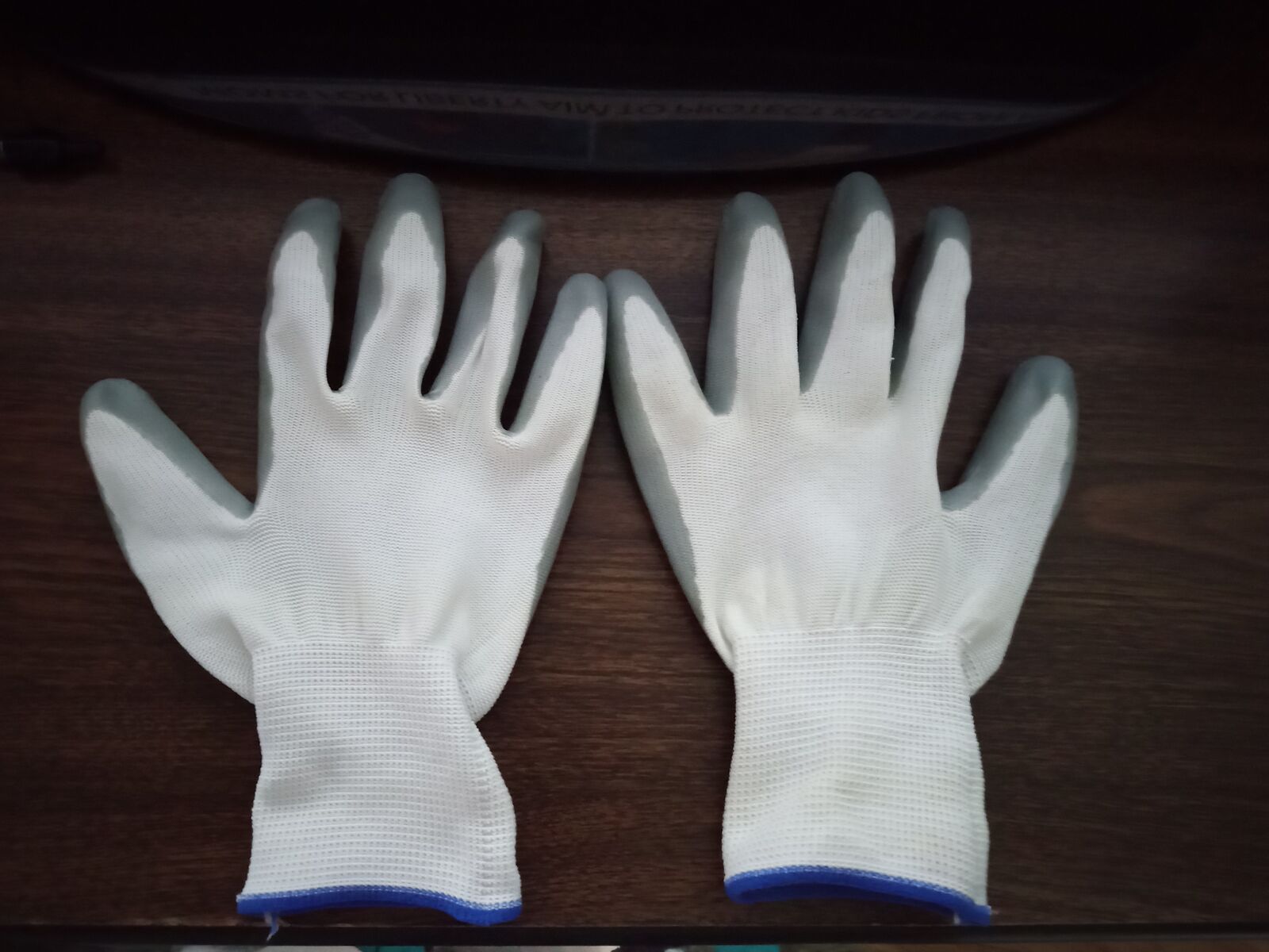 New gardening or work gloves