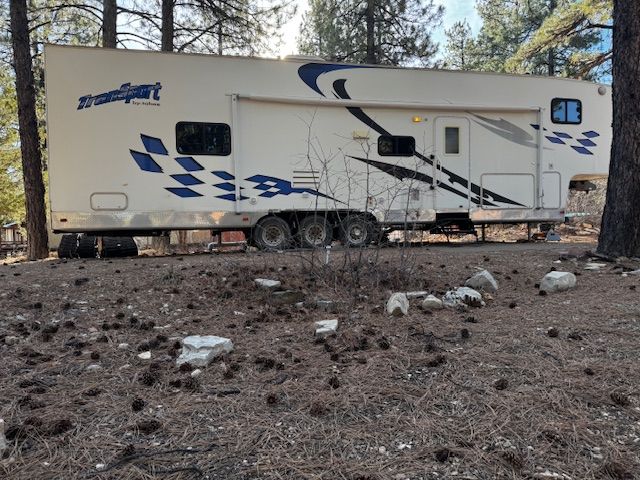 2007 Tahoe 39.5 FT Toy Hauler