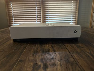 Microsoft Xbox One S 500GB - White