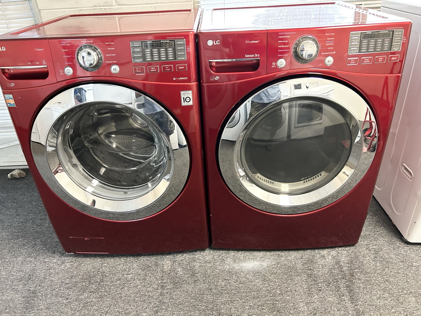 LG washer and dryer set