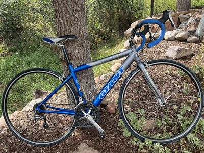EXCELLENT CONDITION! 2008 Giant OCR 2 Small Aluminum Road Bike