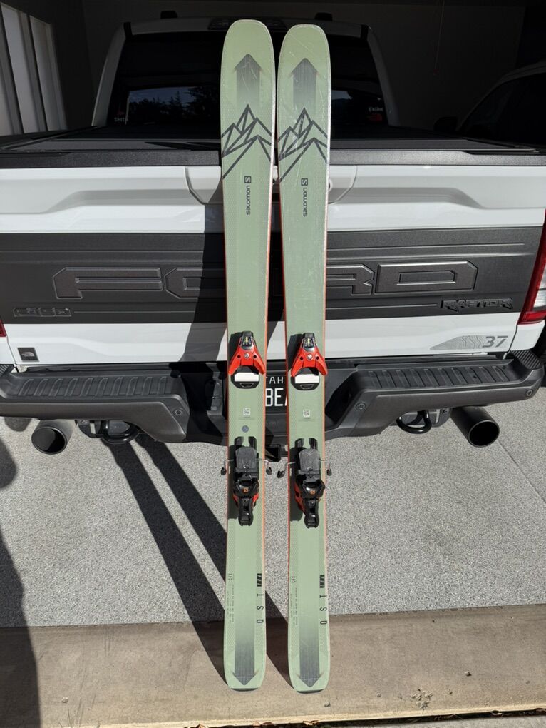 Salomon QST 106 Skis 181cm w/Salomon Bindings