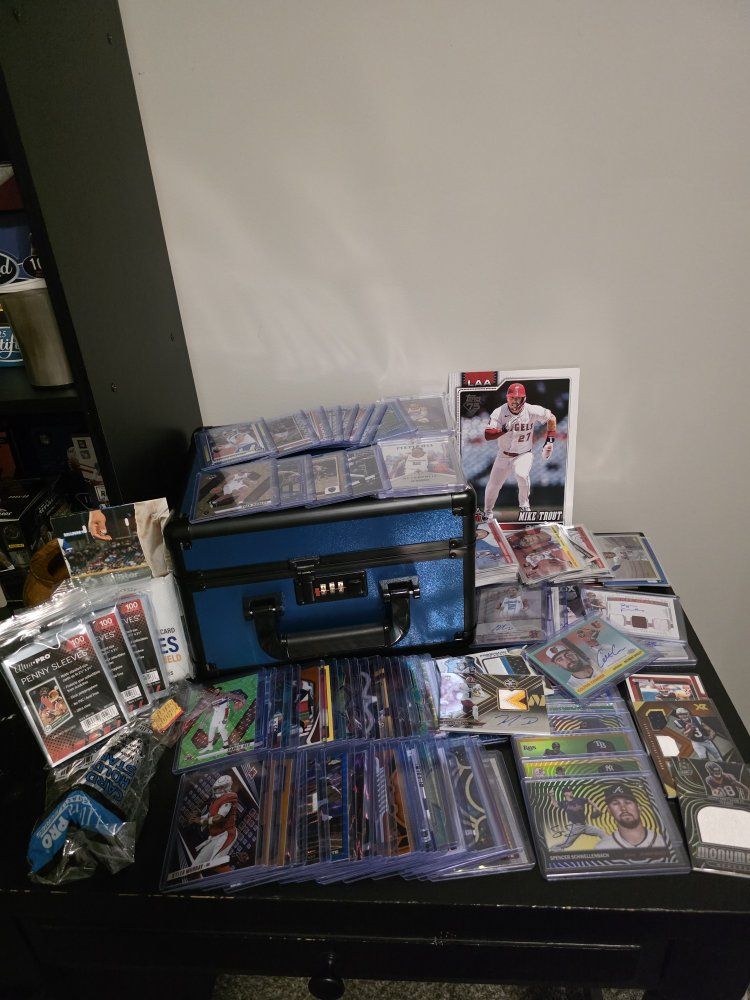 Sports cards lot